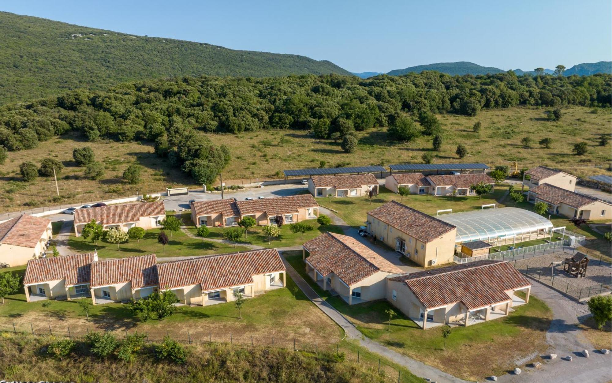 Brissac Park & Suites Village Gorges De L'Herault-Cevennes מראה חיצוני תמונה