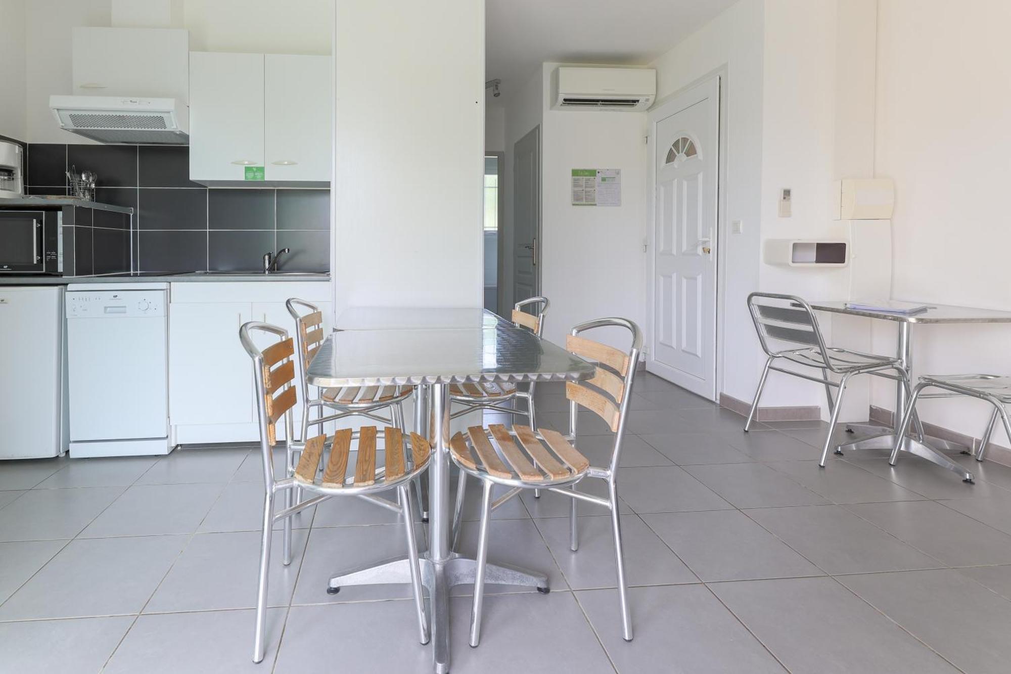 Brissac Park & Suites Village Gorges De L'Herault-Cevennes מראה חיצוני תמונה