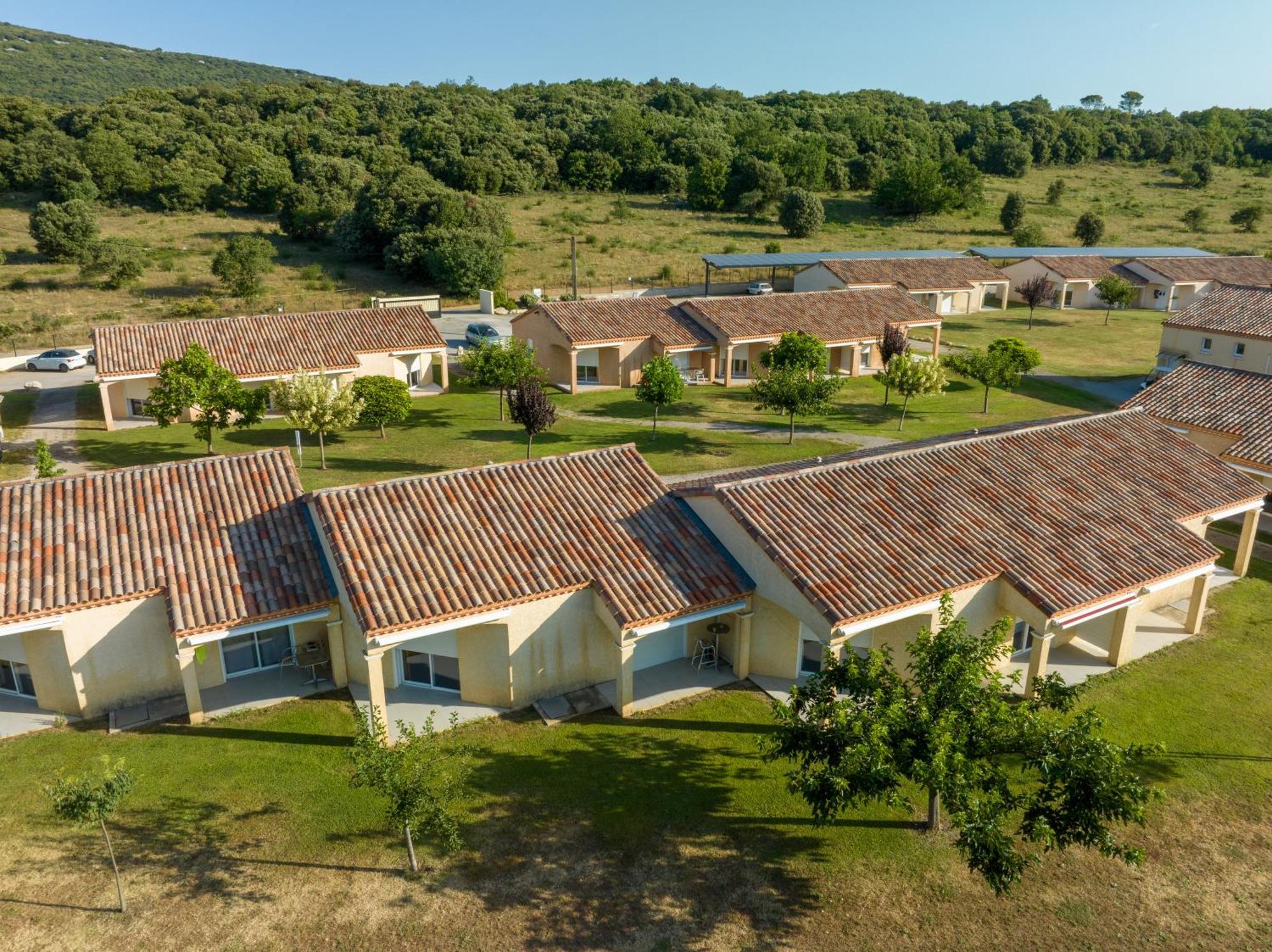 Brissac Park & Suites Village Gorges De L'Herault-Cevennes מראה חיצוני תמונה