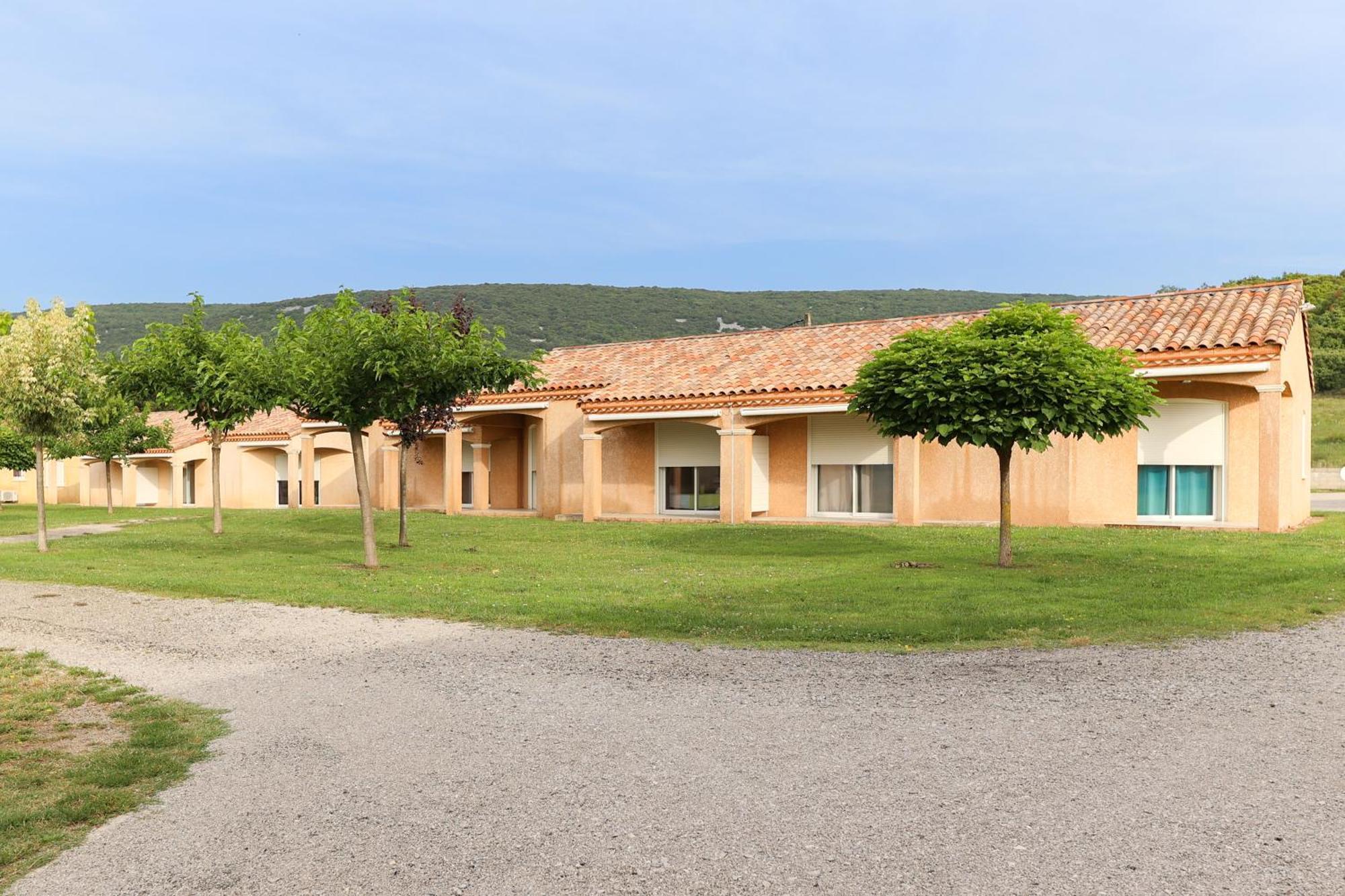 Brissac Park & Suites Village Gorges De L'Herault-Cevennes מראה חיצוני תמונה